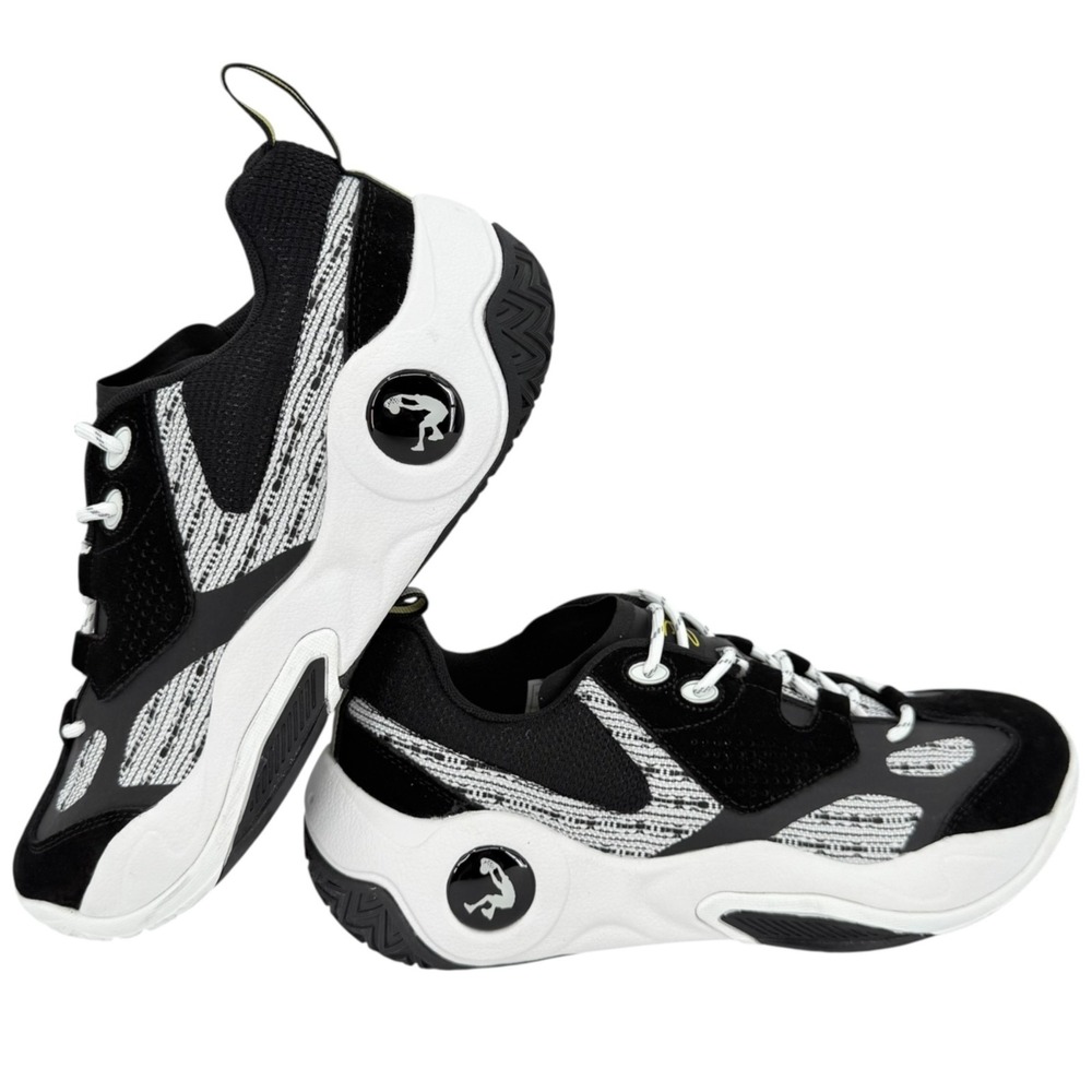 Shaq Men's Basketball RAQ Low Black White Sneakers Size 10.5 AQ95009MBW NWOB
